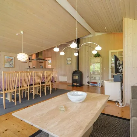 4 Bedroom Awesome In Vaeggerlose Boto By